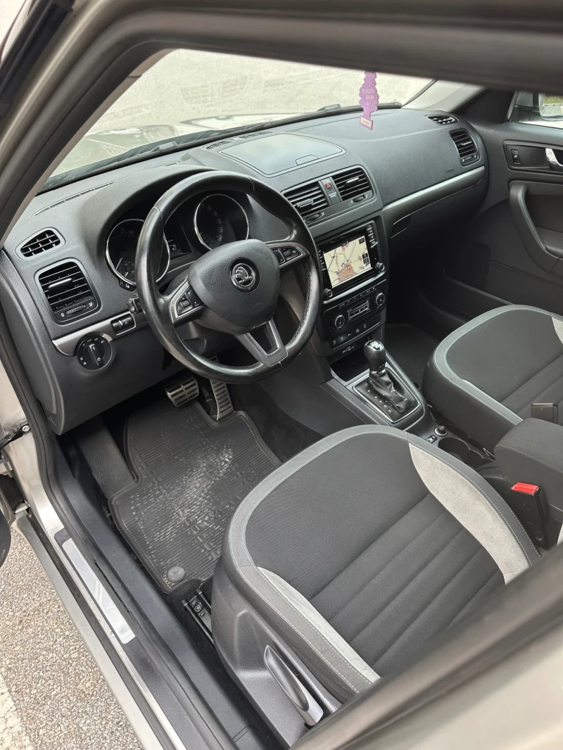 Skoda Yeti 2.0 150 FACELIFT , снимка 10 - Автомобили и джипове - 49466913