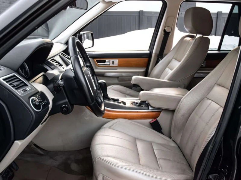 Land Rover Range Rover Sport * LUX * CARFAX * ЦЕНА ДО БГ, снимка 3 - Автомобили и джипове - 53470384