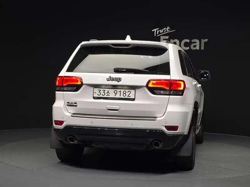 Jeep Cherokee 3.0 Diesel 75Th Special Edition Wk2, снимка 4 - Автомобили и джипове - 55644283