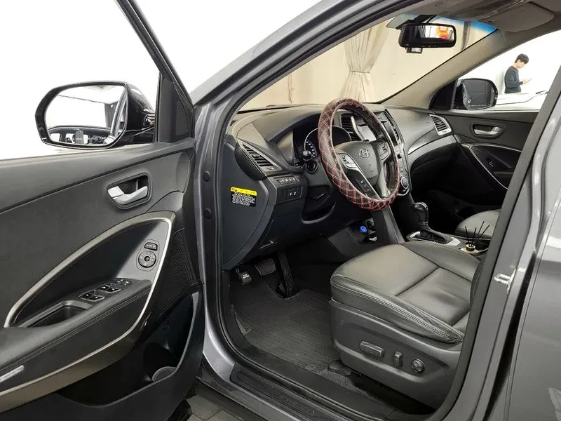 Hyundai Santa fe 2.0 2WD PREMIUM, снимка 10 - Автомобили и джипове - 56354205
