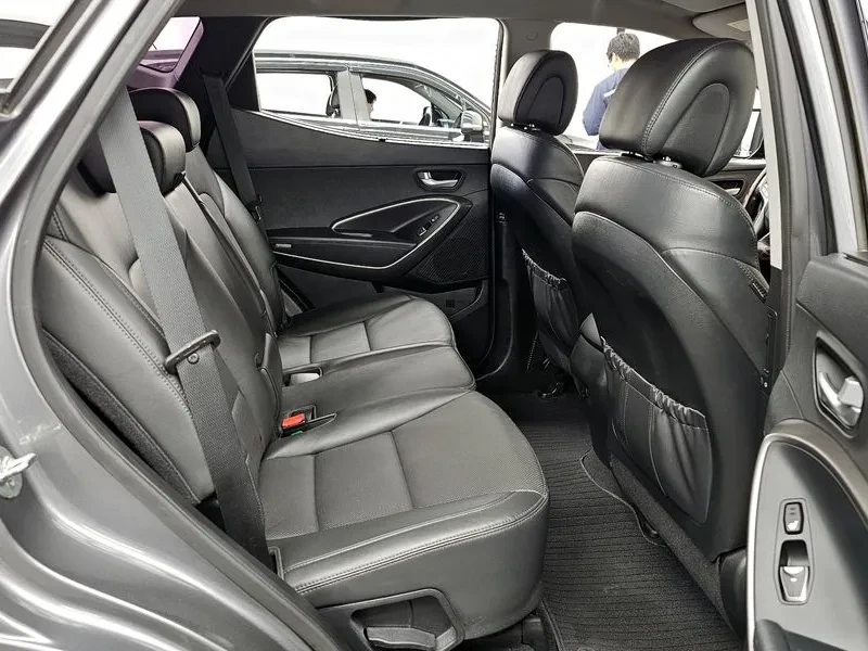 Hyundai Santa fe 2.0 2WD PREMIUM, снимка 12 - Автомобили и джипове - 56354205