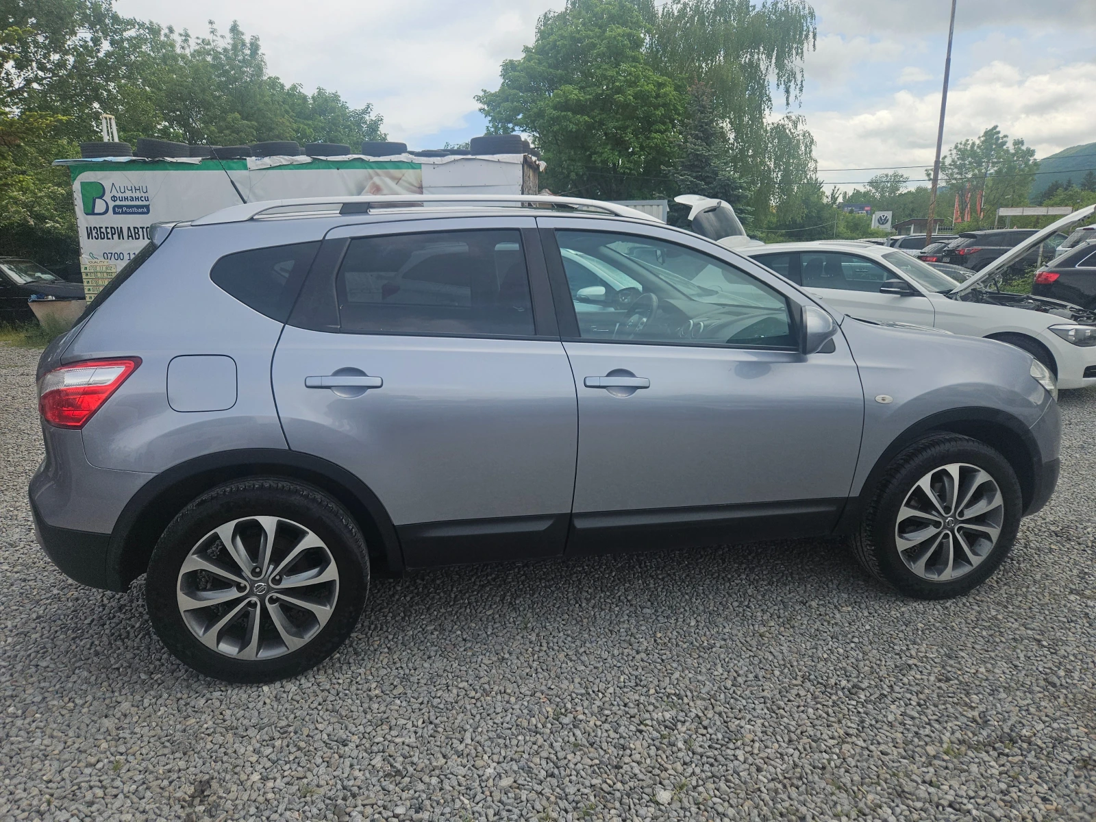 Nissan Qashqai 2.0i/142k.c - изображение 4