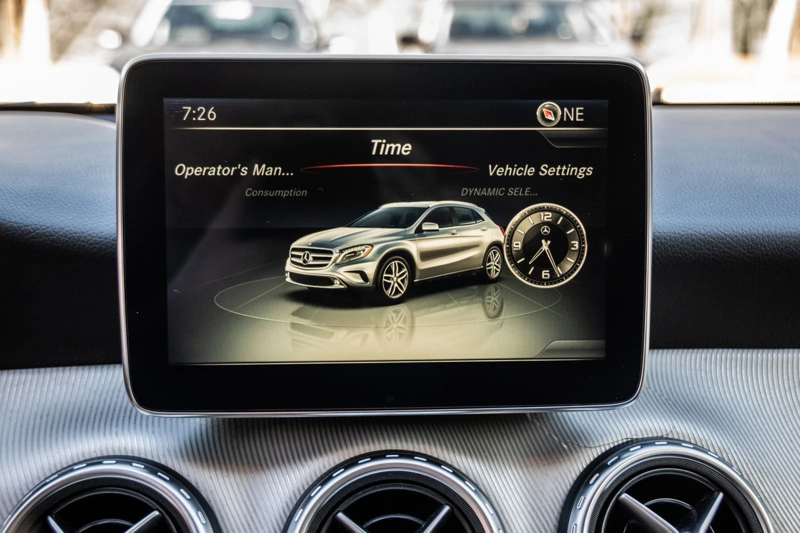 Mercedes-Benz GLA 250  - изображение 8