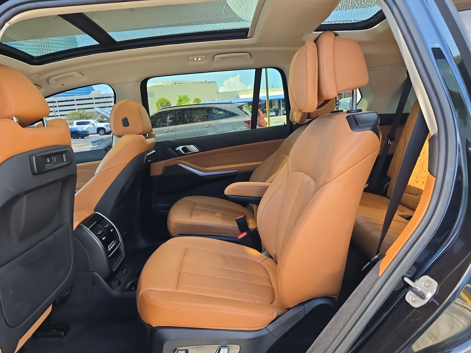 BMW X7  - изображение 8