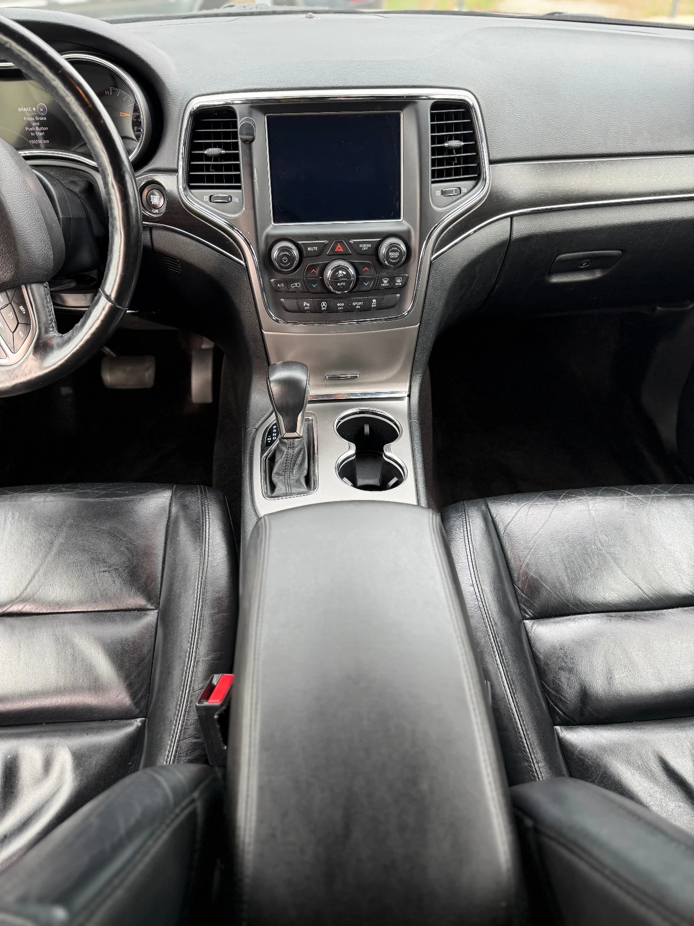 Jeep Grand cherokee 3.6 4x4 бензин гас обслужен, снимка 12 - Автомобили и джипове - 51477395