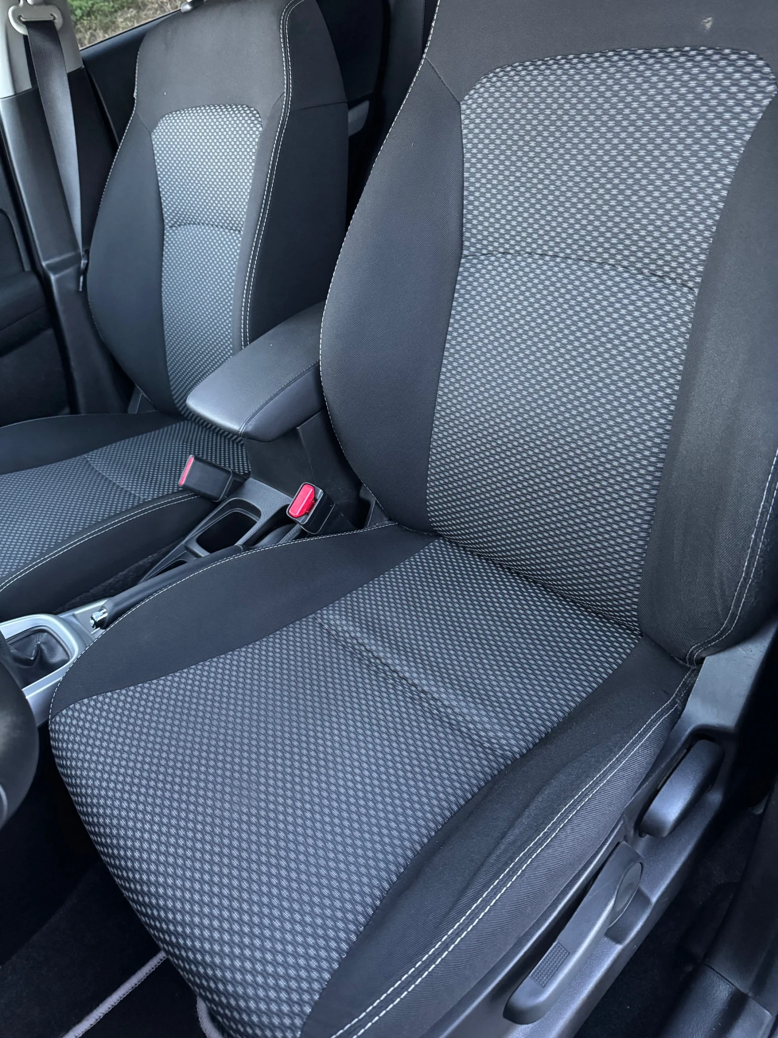 Suzuki Vitara 1.6 GPL   EURO 6 - изображение 8