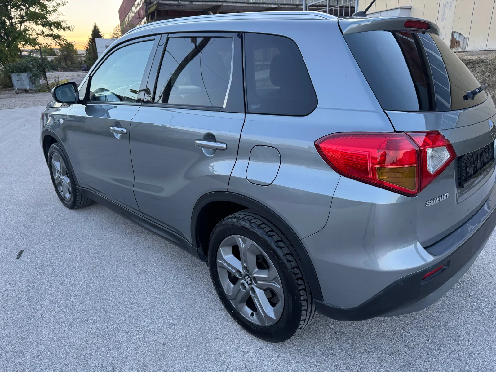 Suzuki Vitara 1.6 GPL   EURO 6 - изображение 4