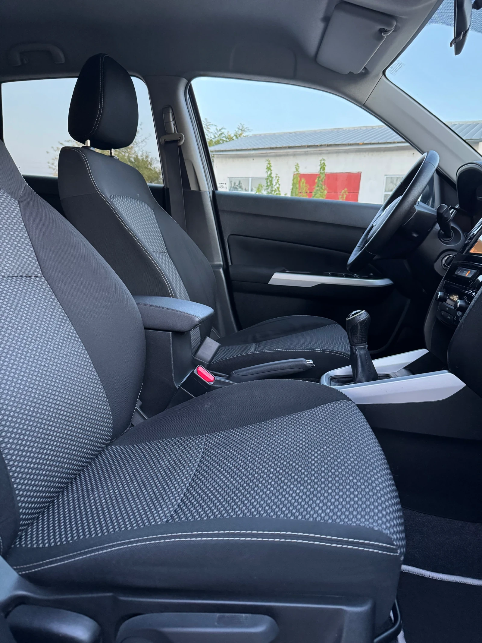 Suzuki Vitara 1.6 GPL   EURO 6 - изображение 9