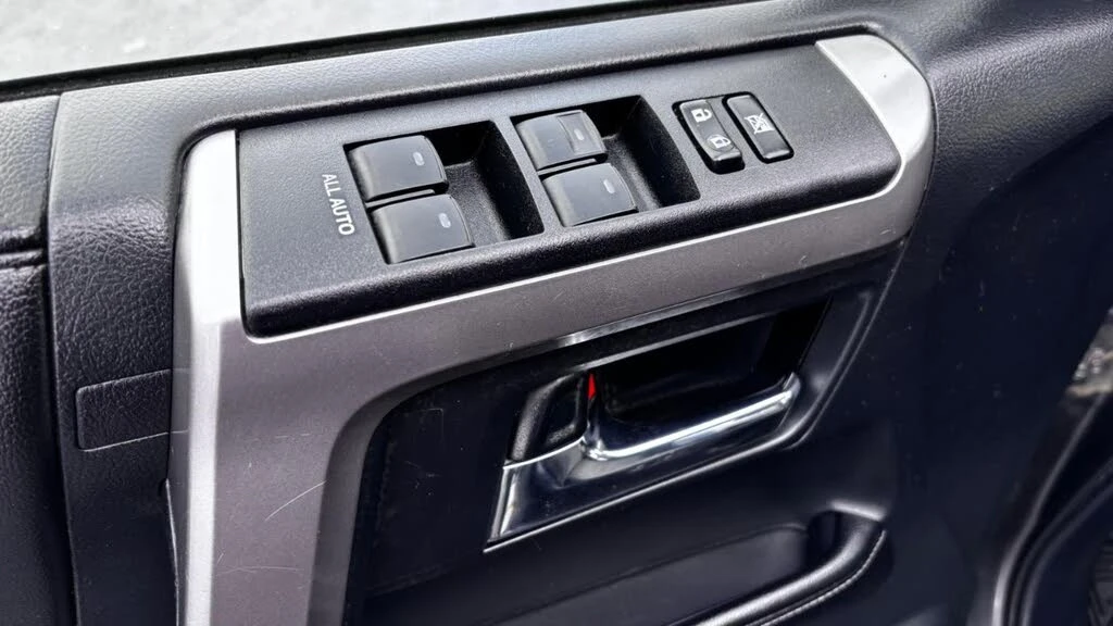 Toyota 4runner 4.0* V6* �������* ������* ������*  | Mobile.bg � ����������� 9