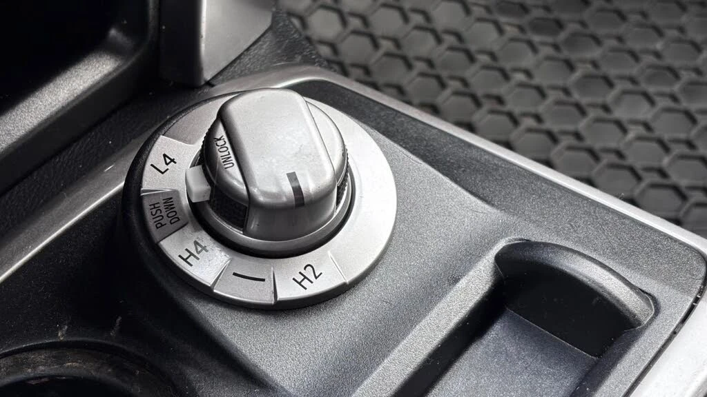 Toyota 4runner 4.0* V6* �������* ������* ������*  | Mobile.bg � ����������� 14