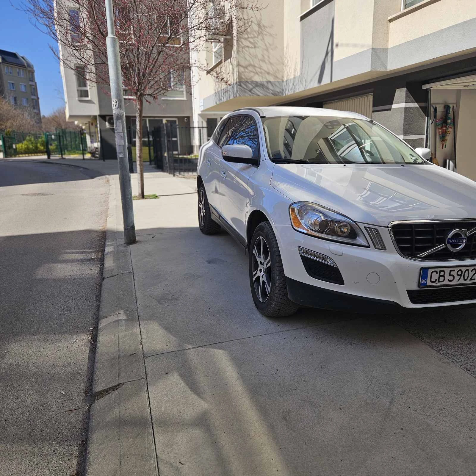 Volvo XC60 D5, снимка 17 - Автомобили и джипове - 53849885