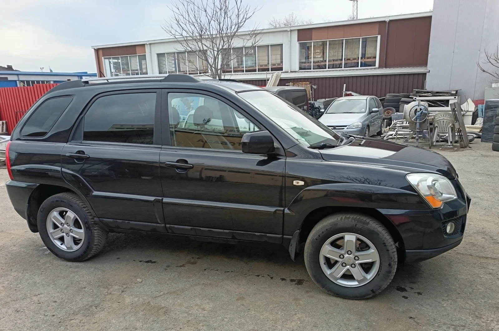 Kia Sportage 2.0 газ/бензин, снимка 6 - Автомобили и джипове - 54301939