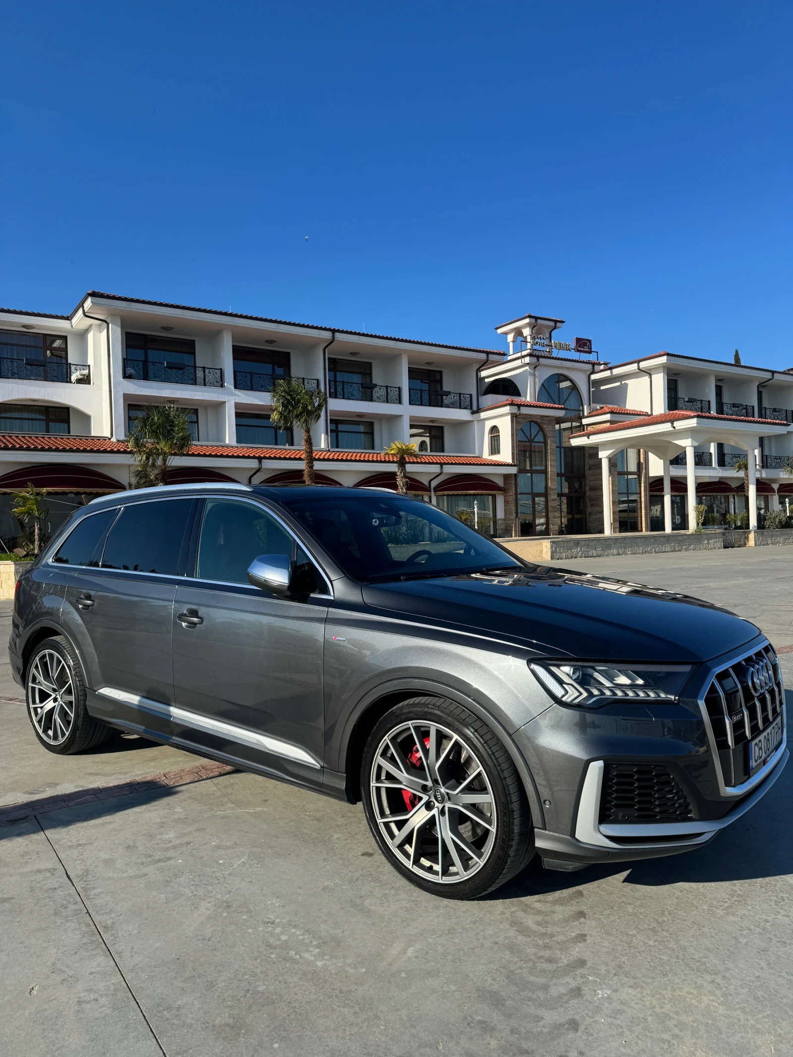 Audi SQ7 ГАРАНЦИОННА !!! 13000 първоначална 6+ 1* 3XS-LINE, снимка 2 - Автомобили и джипове - 54557454