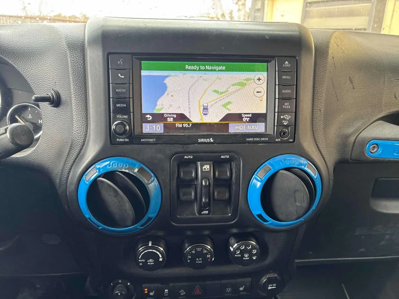 Jeep Wrangler * SAHARA * ������� / ����� ����� / ���� �� ������ | Mobile.bg � ����������� 10