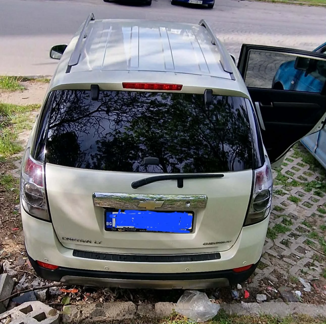 Chevrolet Captiva LT SPORT, снимка 11 - Автомобили и джипове - 54501985