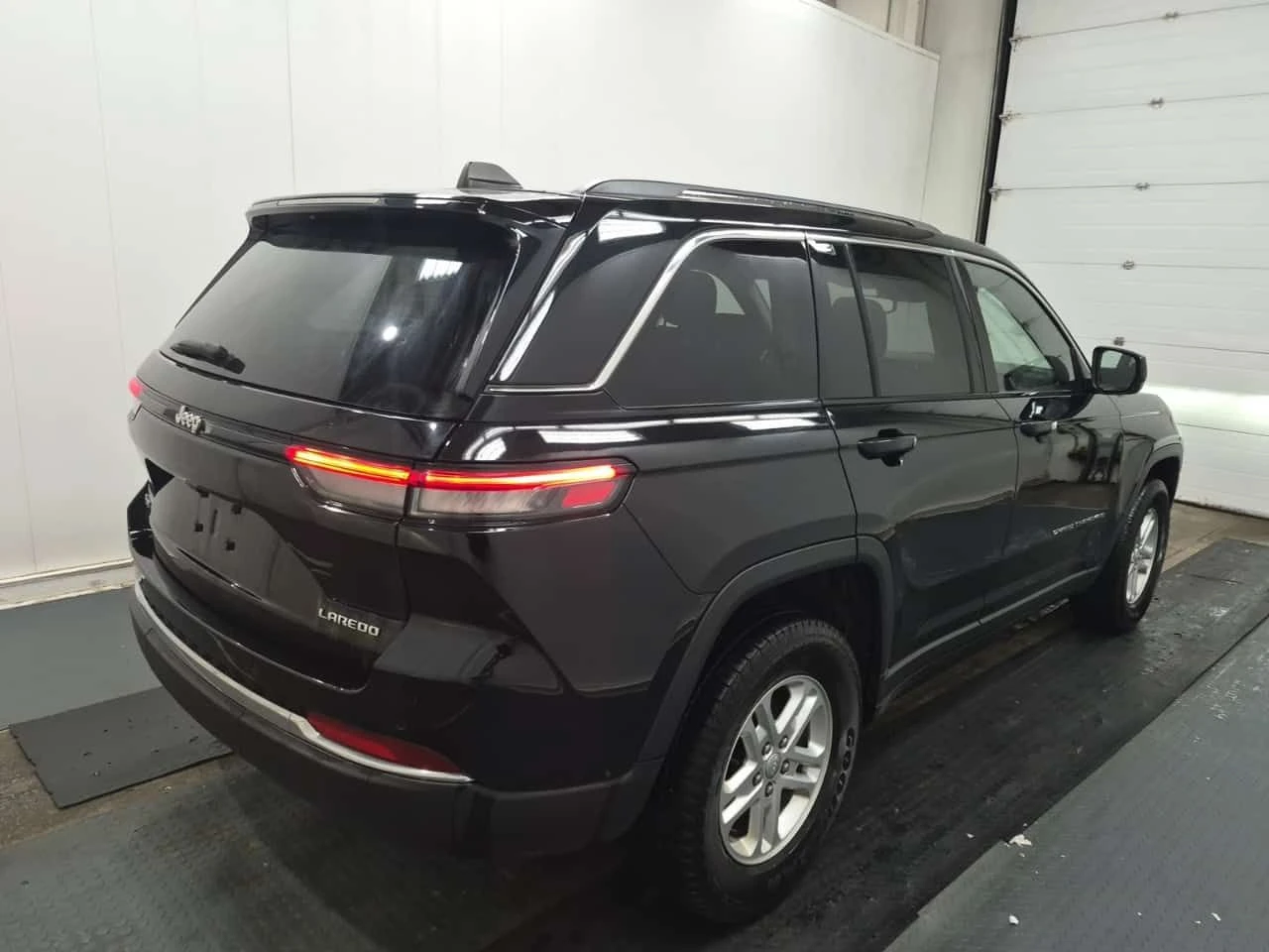 Jeep Grand cherokee * LAREDO * ���������� ��� ������������ ������ *  | Mobile.bg � ����������� 3