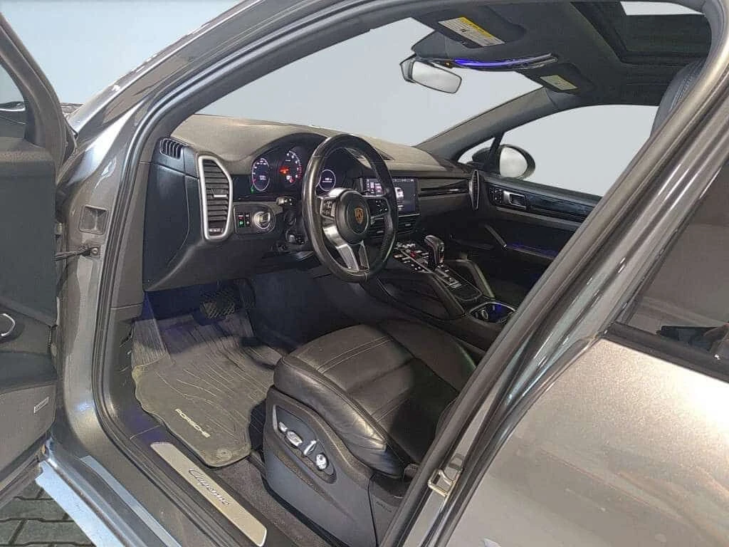 Porsche Cayenne Type 9YA  CARFAX, снимка 9 - Автомобили и джипове - 54642305