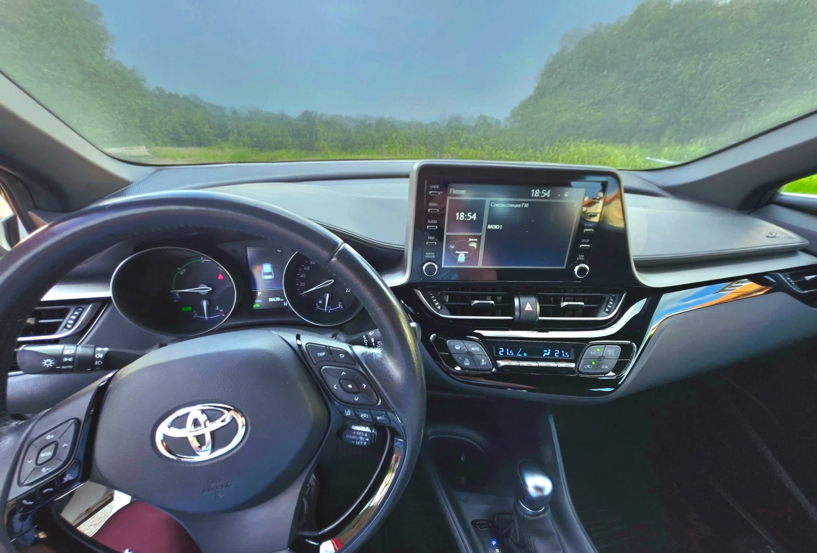 Toyota C-HR 1, 8 Hybrid , снимка 6 - Автомобили и джипове - 54990604