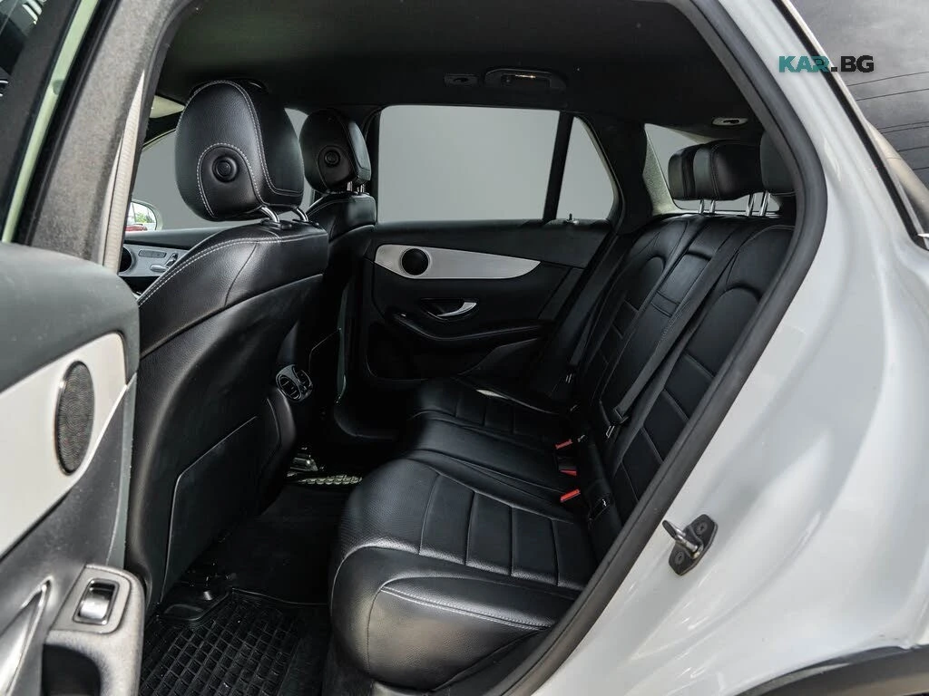 Mercedes-Benz GLC * 4MATIC * PANO * Автокредит * (Цена до България), снимка 13 - Автомобили и джипове - 55749810