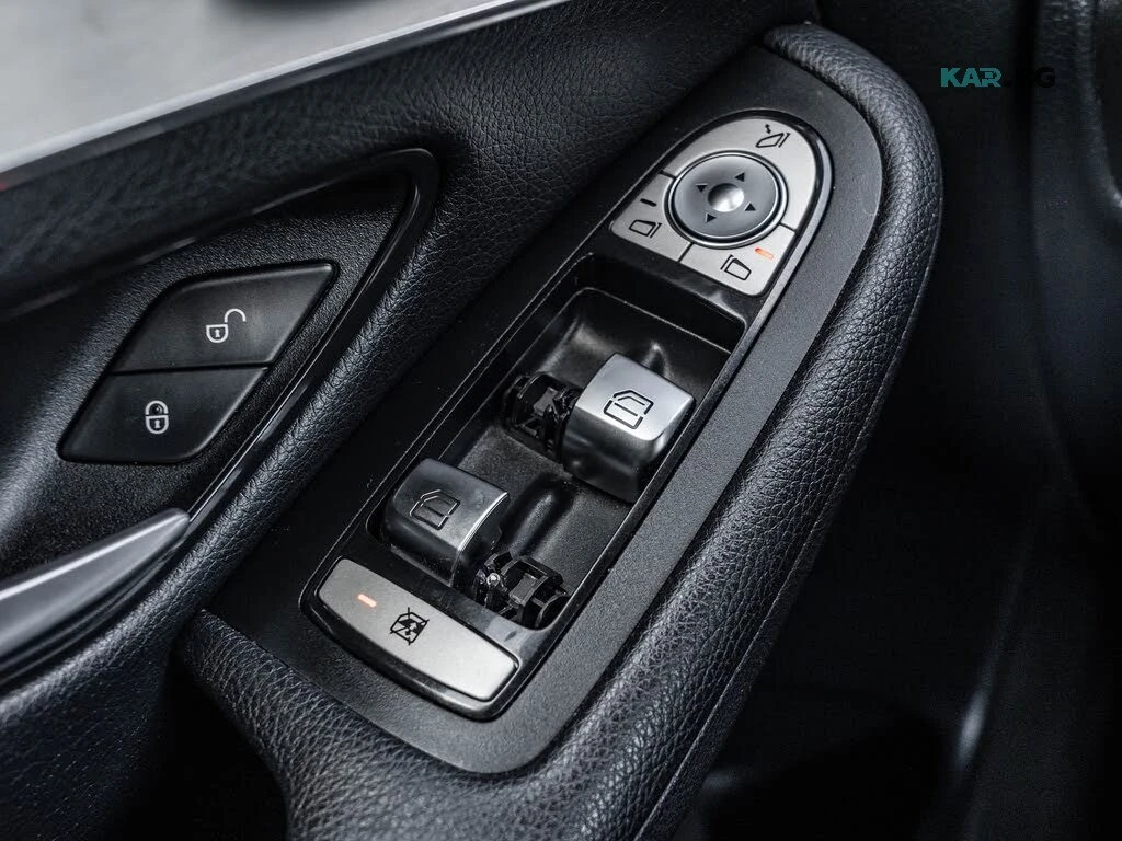 Mercedes-Benz GLC * 4MATIC * PANO * Автокредит * (Цена до България), снимка 10 - Автомобили и джипове - 55749810