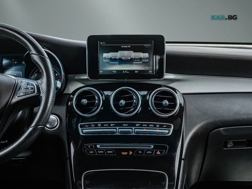 Mercedes-Benz GLC * 4MATIC * PANO * Автокредит * (Цена до България), снимка 15 - Автомобили и джипове - 55749810