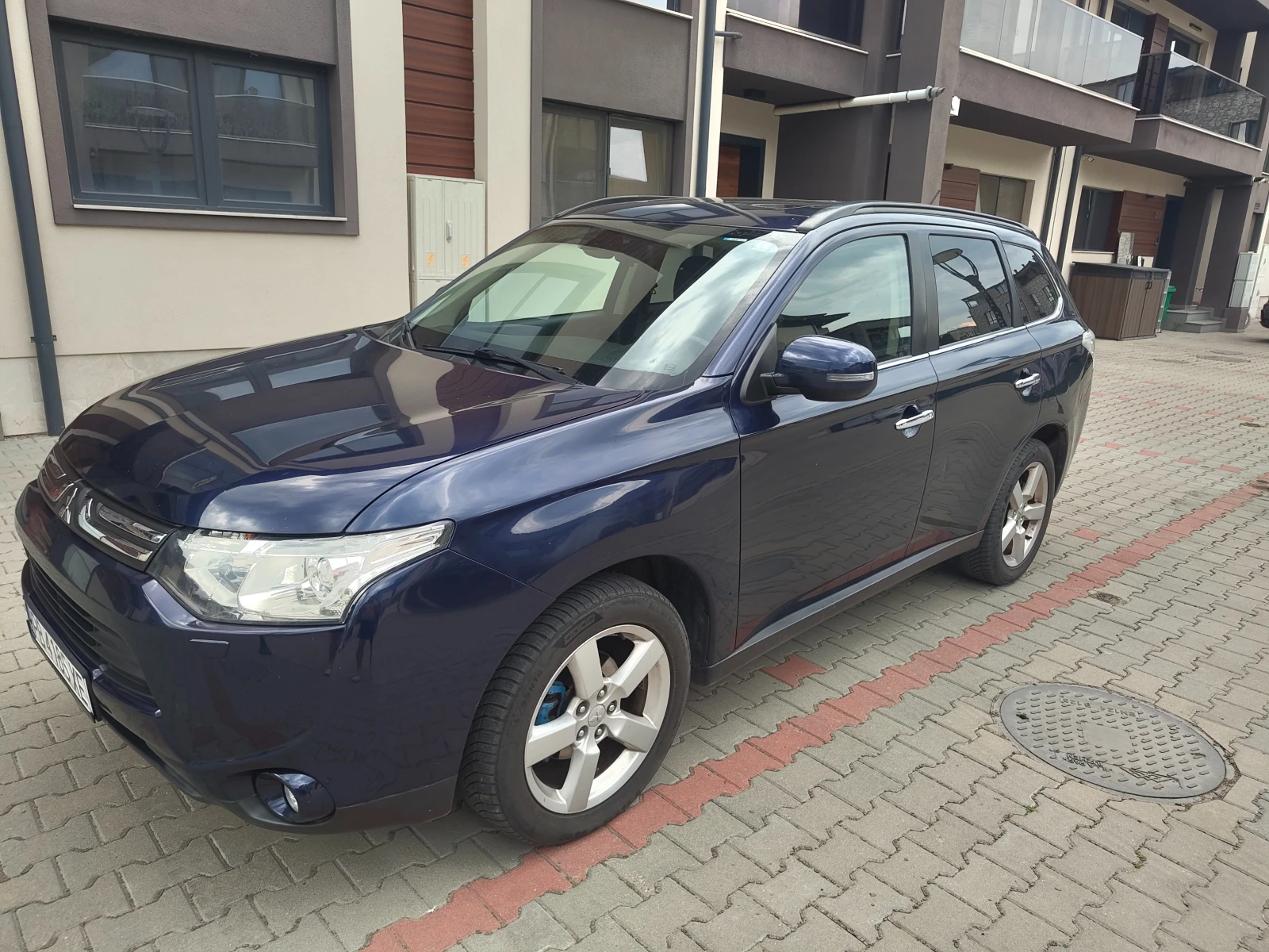 Mitsubishi Outlander ������ ������ | Mobile.bg � ����������� 12