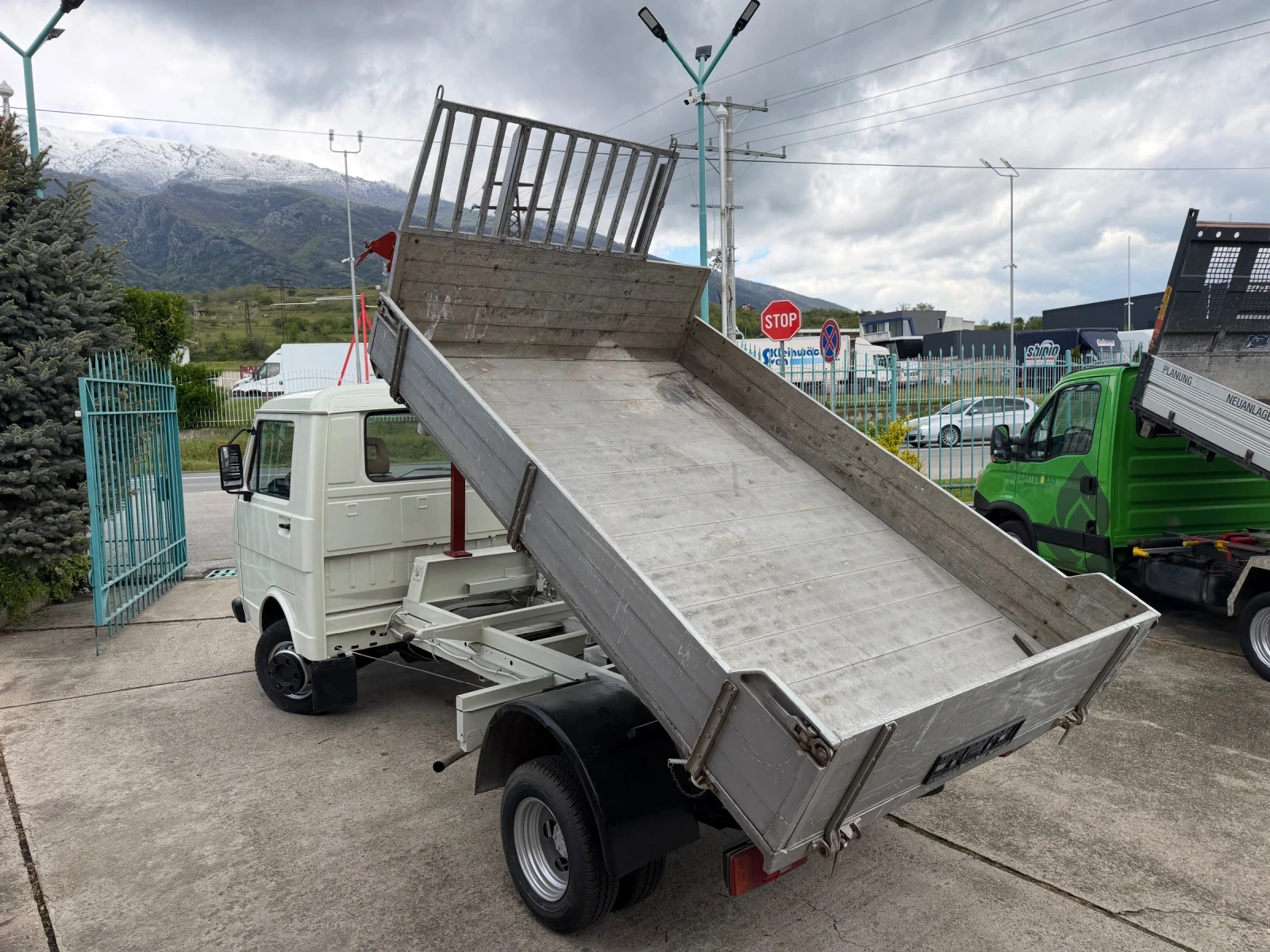 VW Lt Тристранен самосвал + Кран, снимка 7 - Бусове и автобуси - 54294896