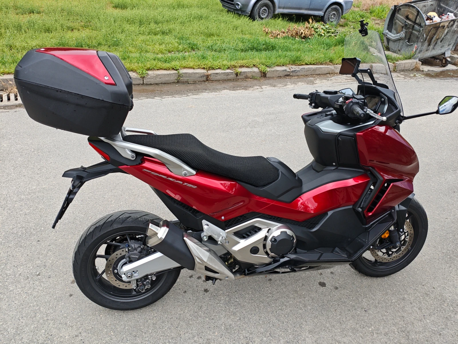 Honda Forza Гаранционен + подаръци, снимка 4 - Мотоциклети и мототехника - 54652754