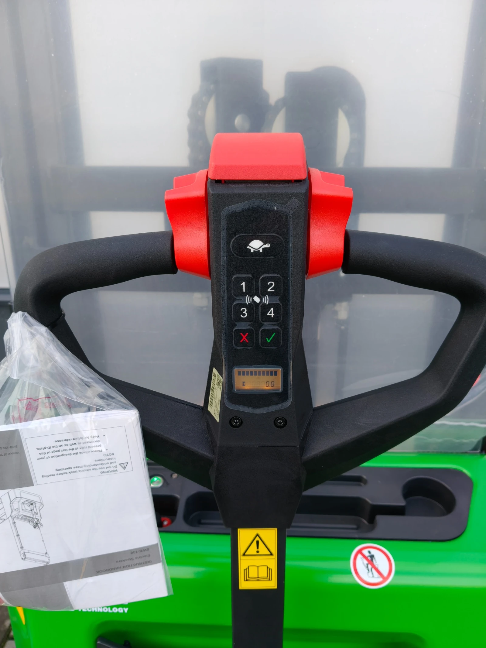 Електрокар Други Стакер, Чисто НОВ, duplex, до 1300 кг, до 3.6 м., снимка 5 - Индустриална техника - 53945557