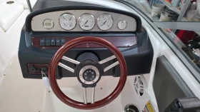 Моторна яхта Regal 1900, снимка 10 - Воден транспорт - 53015361