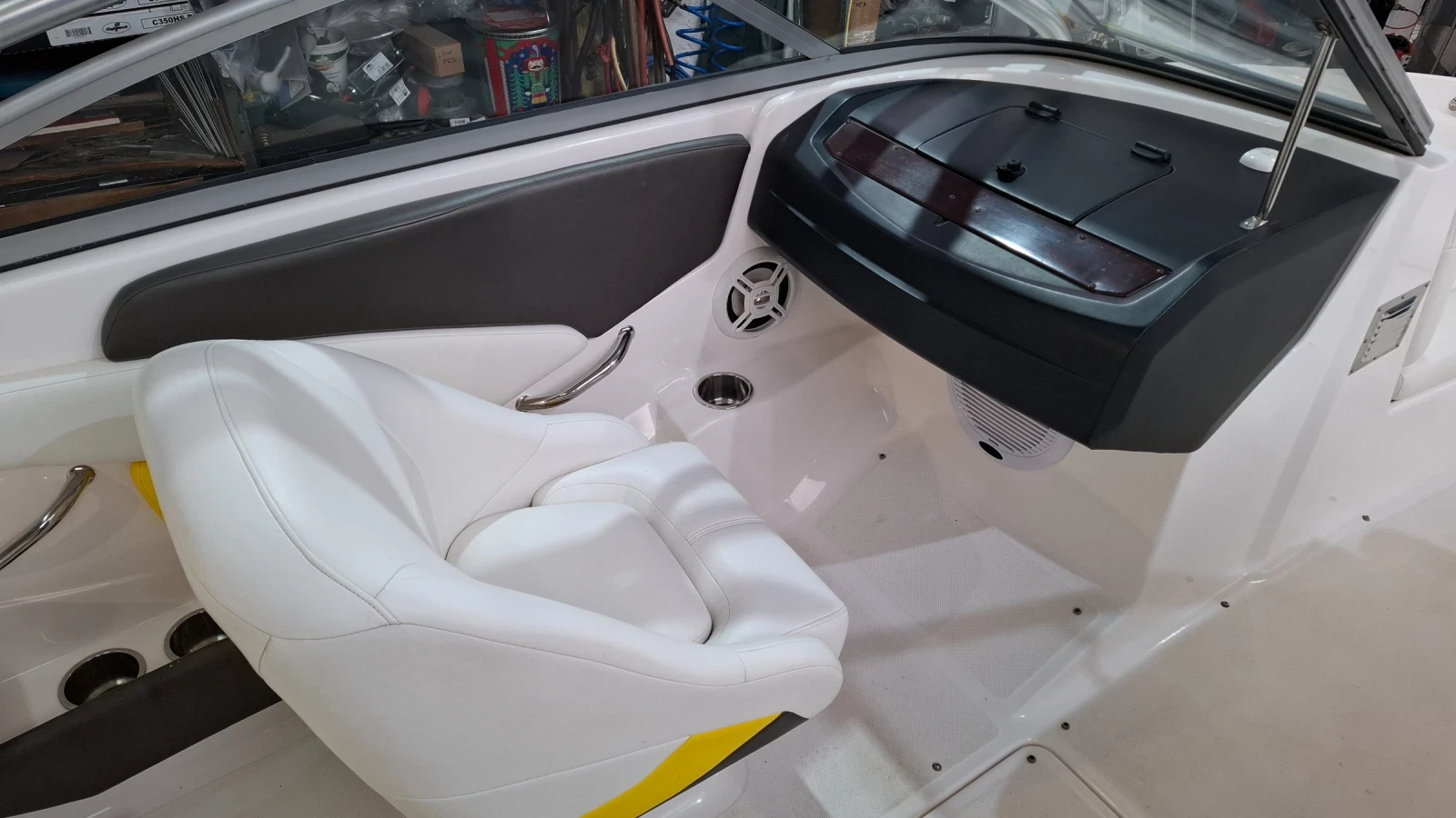 ������� ���� Regal 1900 | Mobile.bg � ����������� 11