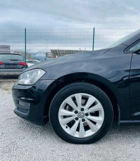 VW Golf 1.6 TDI * Автоматик* Дистроник* Сервизна история* , снимка 16