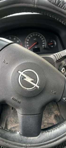 Opel Vectra 1.8, снимка 9