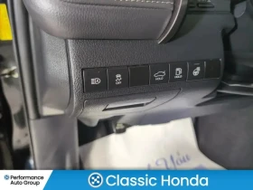 Toyota Camry Automatic, снимка 17