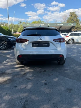 Mazda 3 1.5 skyaktive, снимка 5