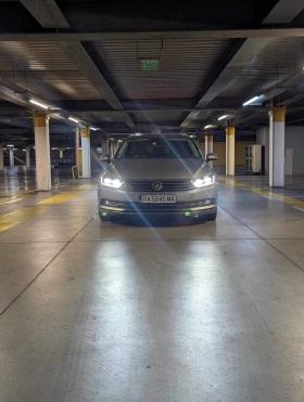 VW Passat 2.0TDI DIGITAL/DISTRONIC/FULL LED | Mobile.bg    3