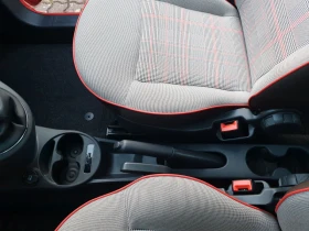 Fiat 500 Първи собственик! 38000км. Ново състояние! Панорам, снимка 17 — Bazar.bg Fiat 500 Първи собственик! 38000км. Ново състояние! Панорам, снимка 17