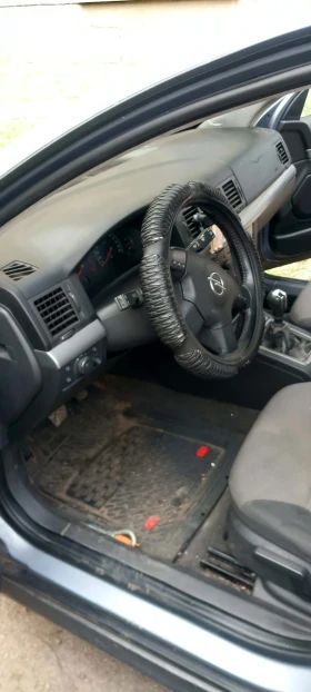 Opel Vectra 1.8 - 1600 € / 3129.33 лв. - 83843522 12
