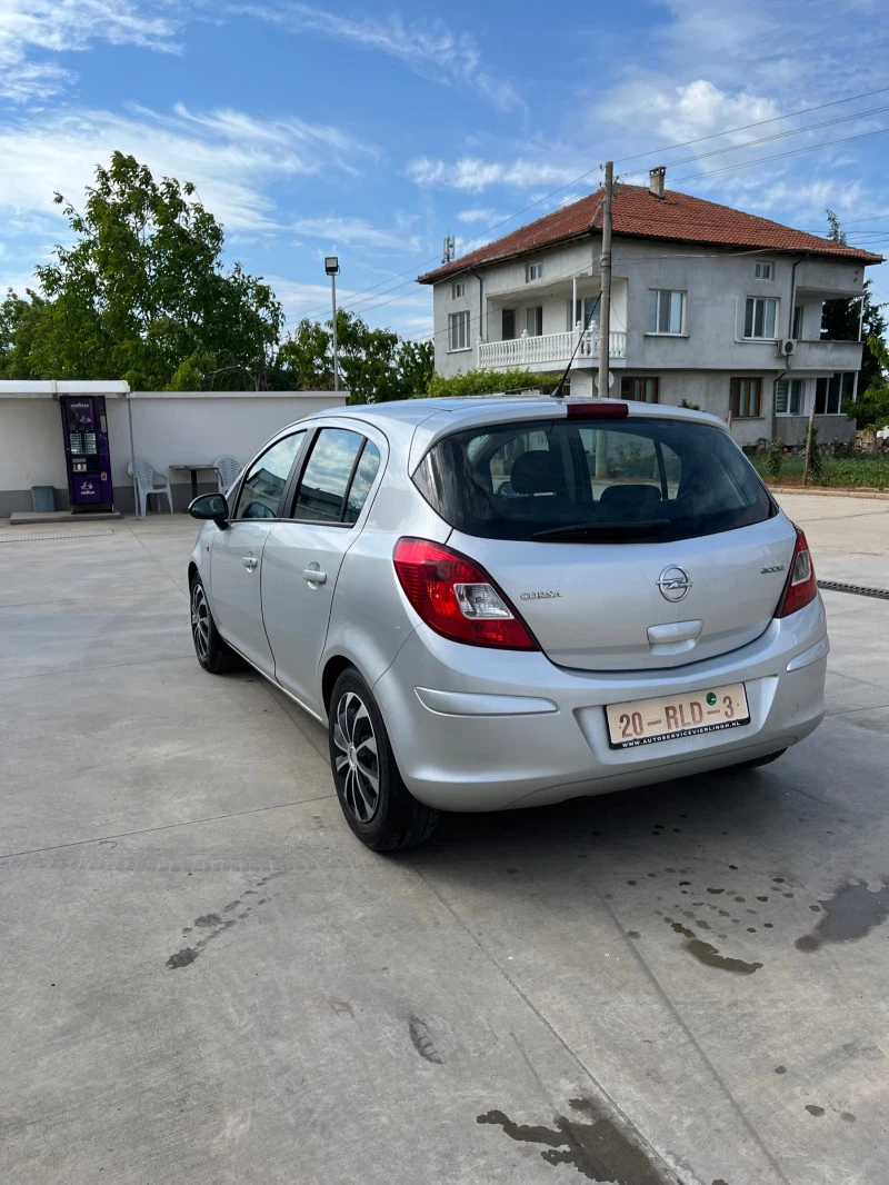 Opel Corsa 1.3 CDTI Facelift, снимка 7 - Автомобили и джипове - 46748097