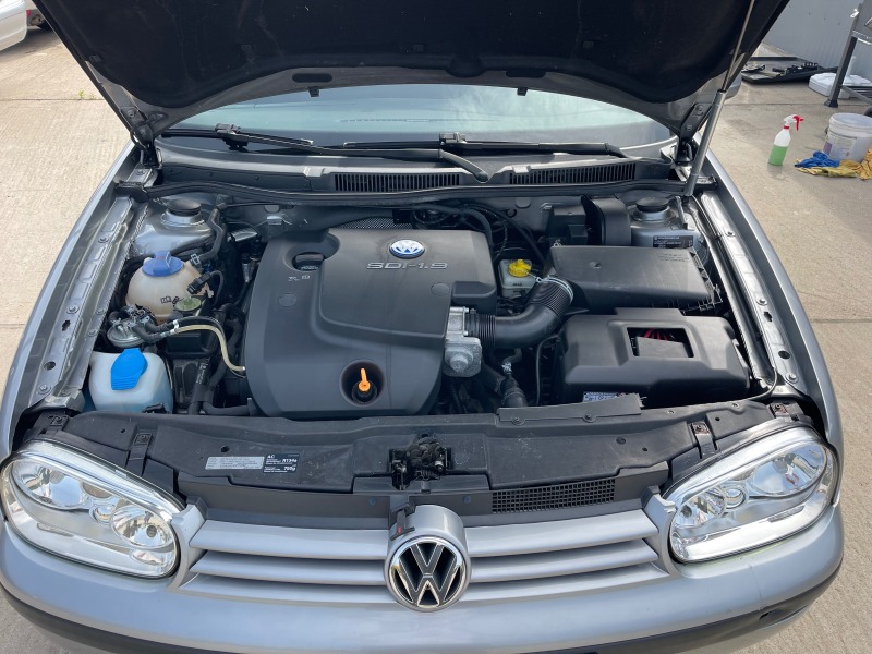VW Golf 1.9SDI климатик, снимка 16 - Автомобили и джипове - 45843163