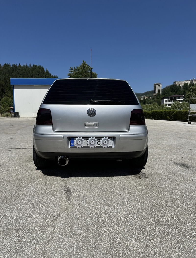 VW Golf, снимка 4 - Автомобили и джипове - 46384779