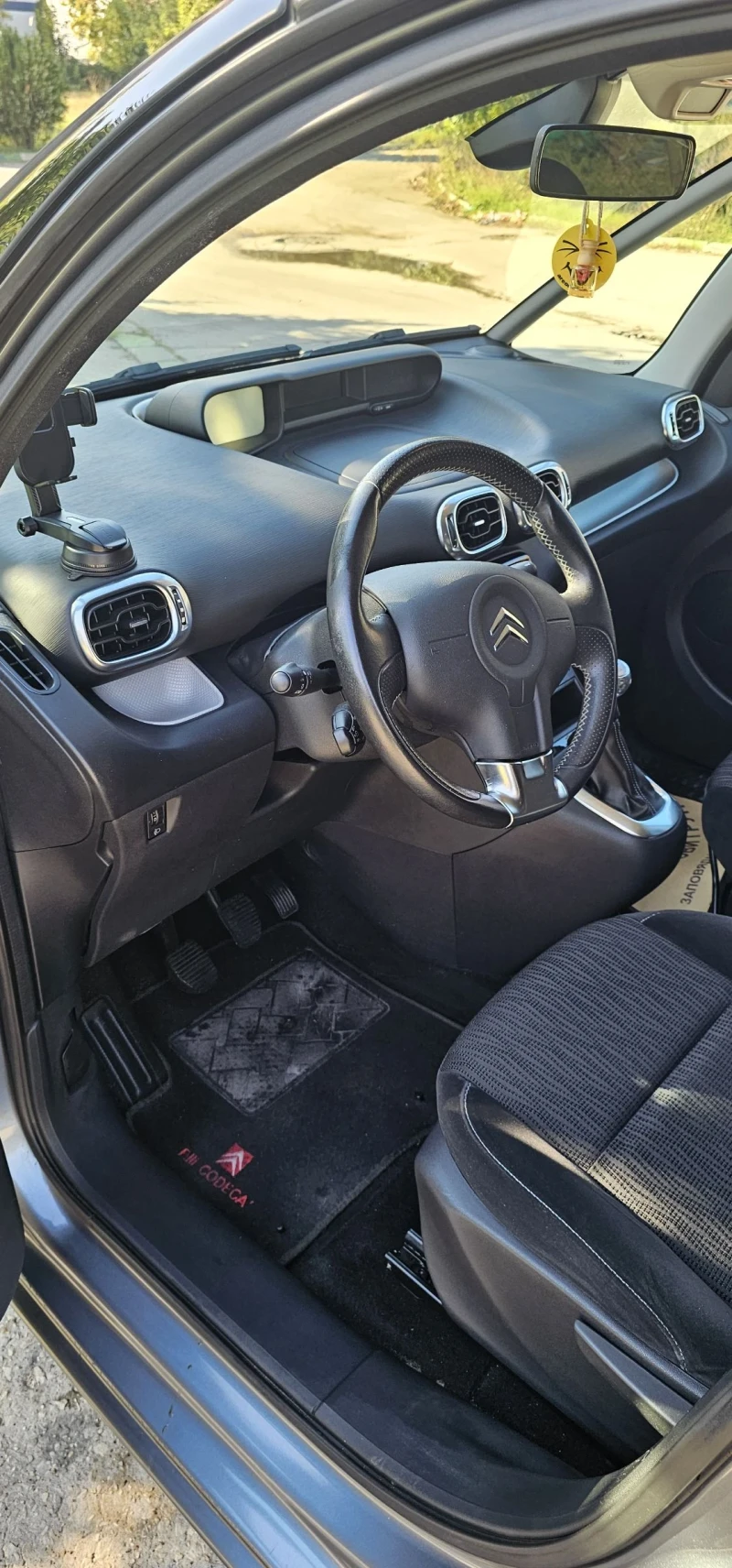 Citroen C3 Picasso, снимка 6 - Автомобили и джипове - 47317973