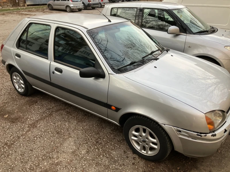 Ford Fiesta, снимка 1 - Автомобили и джипове - 48883335