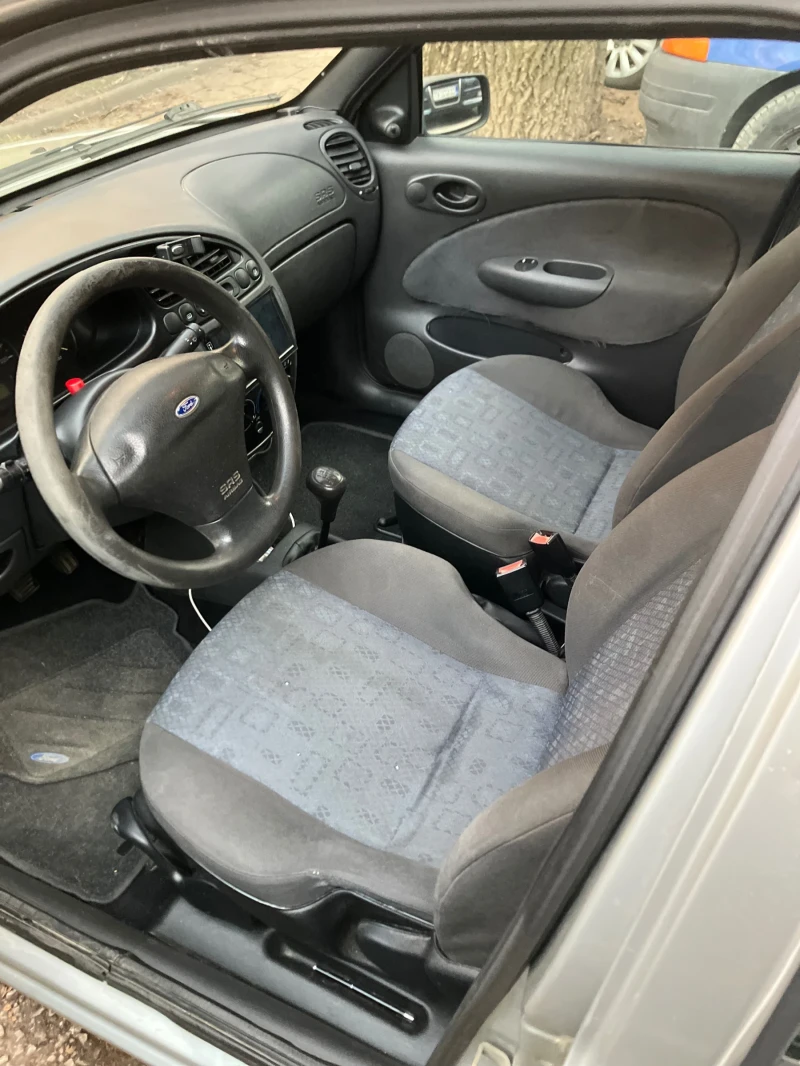 Ford Fiesta, снимка 5 - Автомобили и джипове - 48883335