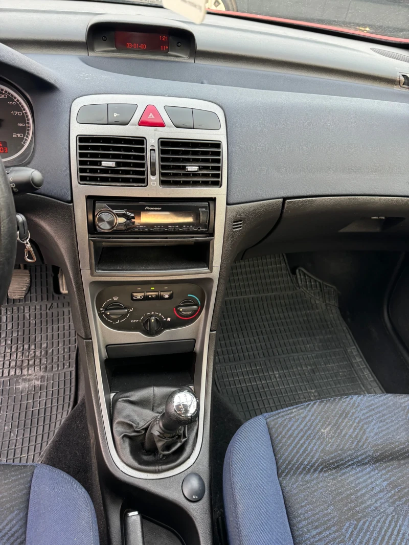 Peugeot 307 2.0HDI 90К.С. КЛИМА, снимка 11 - Автомобили и джипове - 49367768