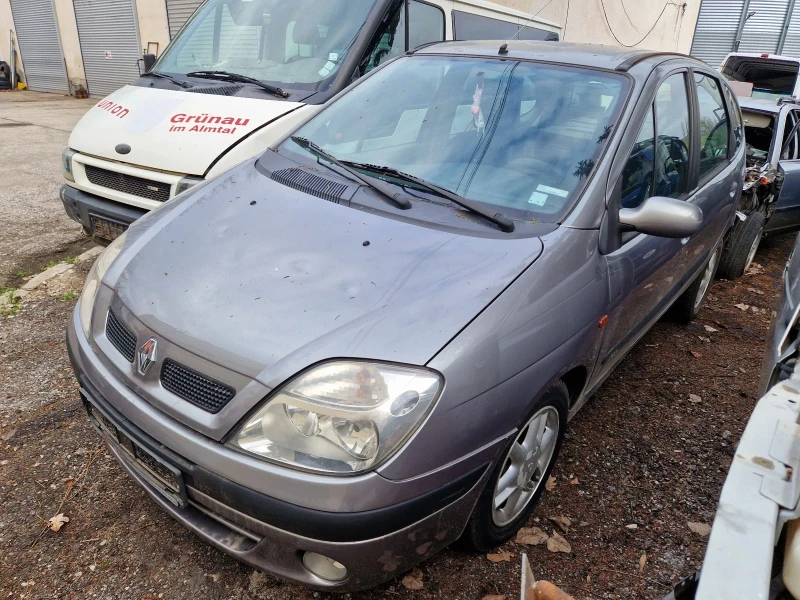 Renault Scenic 1.9Dci, снимка 2 - Автомобили и джипове - 49818127