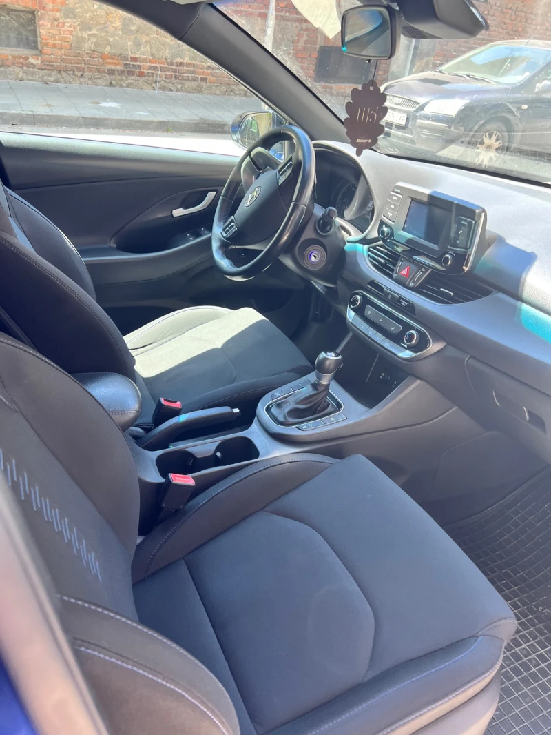 Hyundai I30, снимка 8 - Автомобили и джипове - 52370203