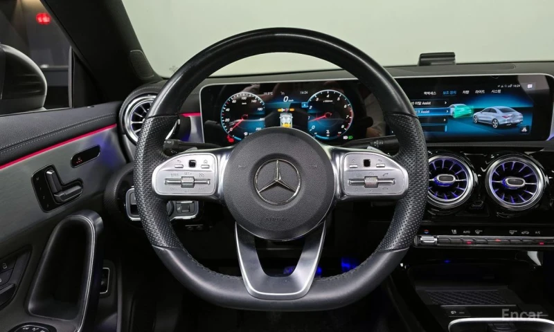 Mercedes-Benz CLA 250, снимка 13 - Автомобили и джипове - 52800911