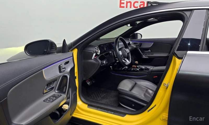 Mercedes-Benz CLA 250, снимка 11 - Автомобили и джипове - 52800911