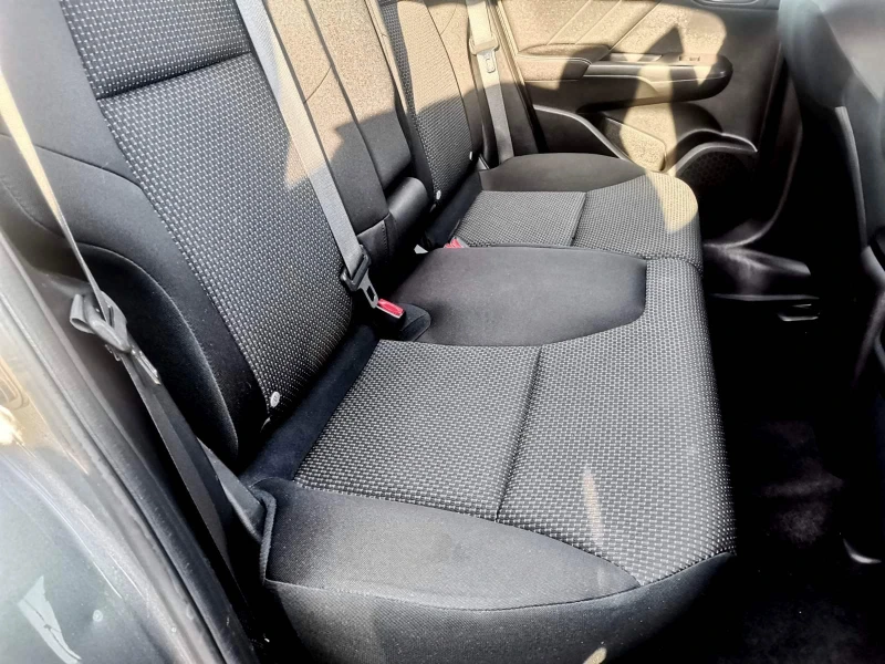 Honda Civic 1.6D/NAVI, снимка 13 - Автомобили и джипове - 53000966